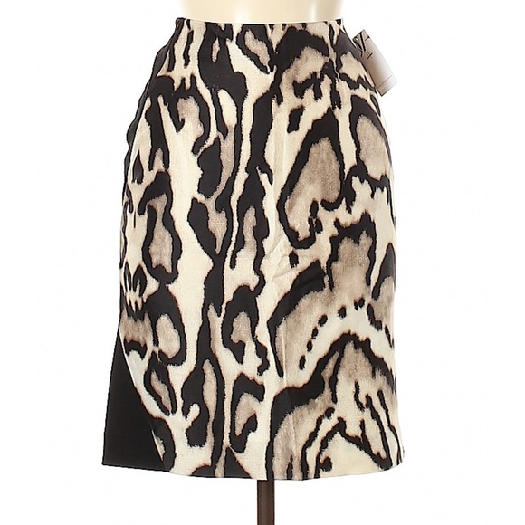 Diane Von Furstenberg Dresses & Skirts - NWT DVF leopard print pencil skirt, size 6